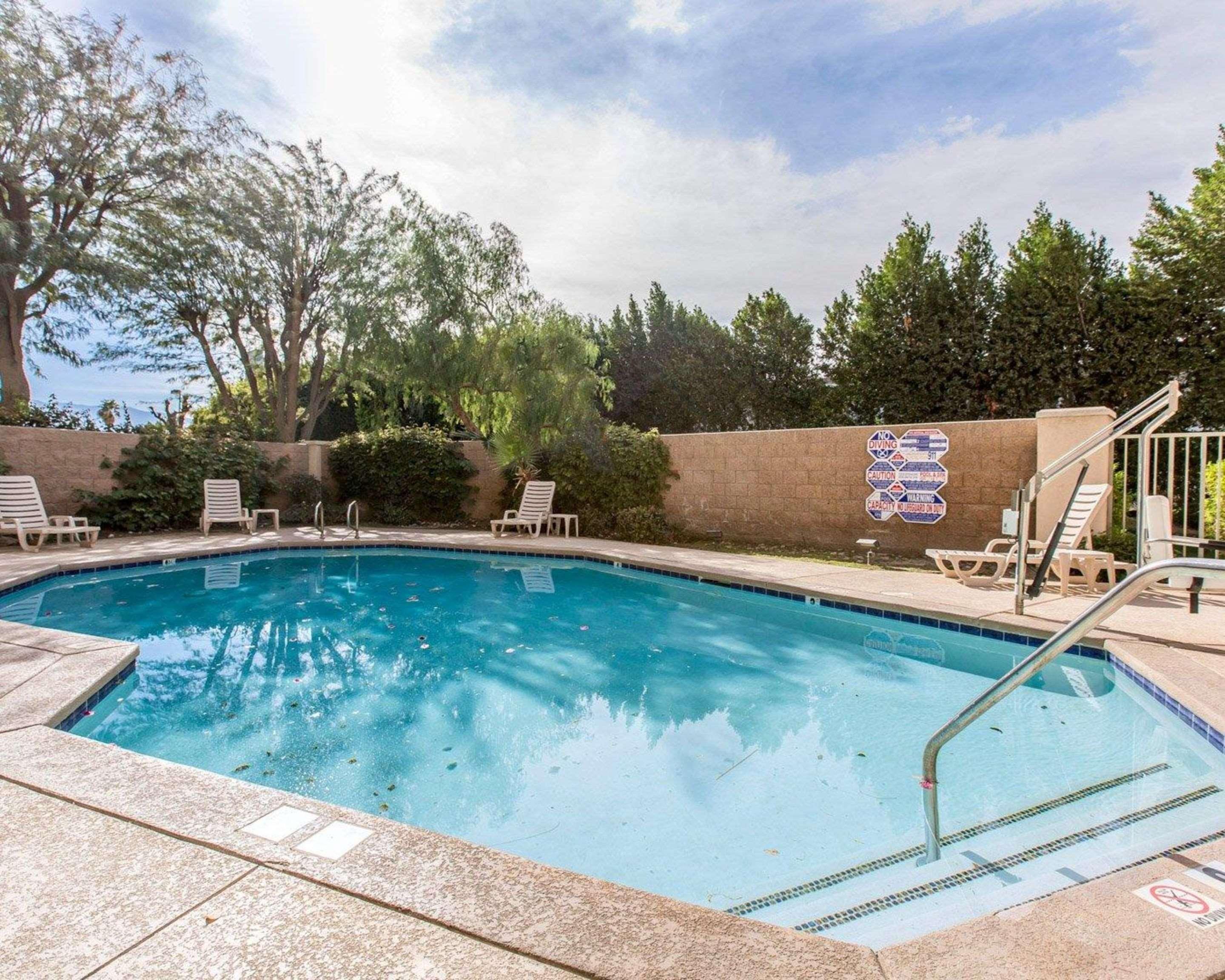Comfort Suites Palm Desert I-10 Εξωτερικό φωτογραφία